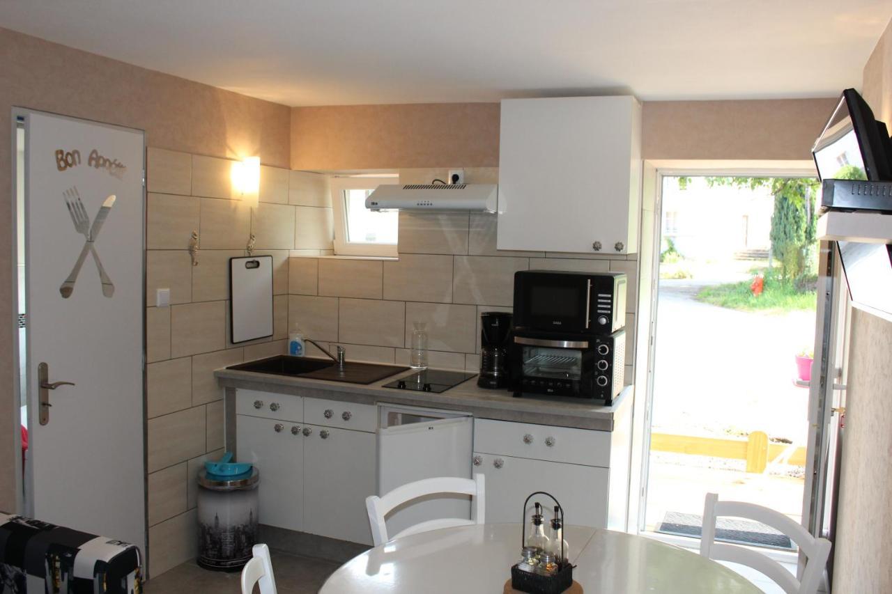 Jujuouragan Apartment *