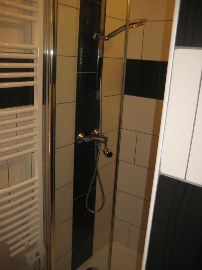 Apartment Jujuouragan
